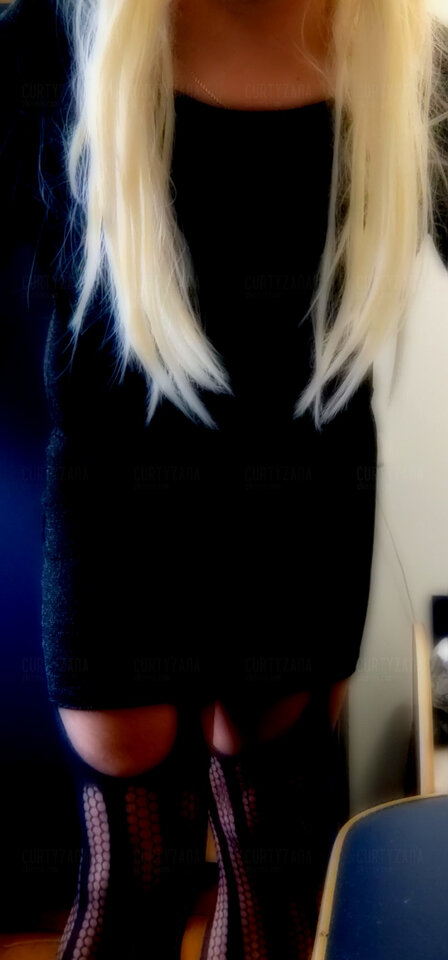 2021-11-21-.jpg - Curtyzana