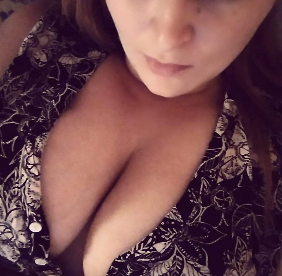 Koleżanka pięknie pozuje przed zabawą 😊 - Pieknaibestia25