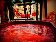 Jacuzzi w Ray Club Poznan