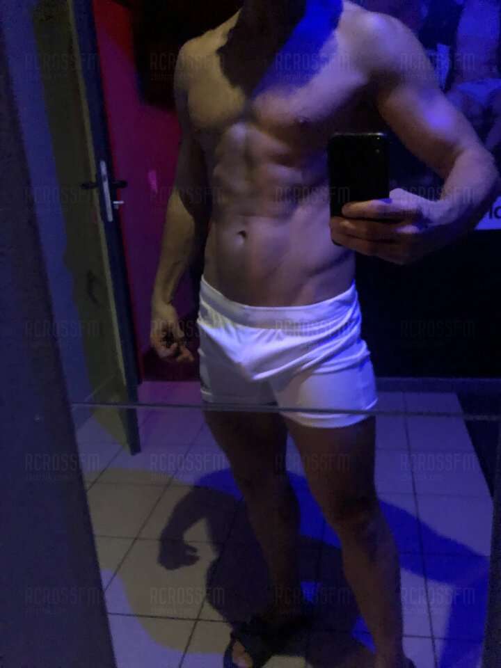 B74B900A-D732-4E19-ADCA-9C5A1ABDC528.jpeg - rcrossfm