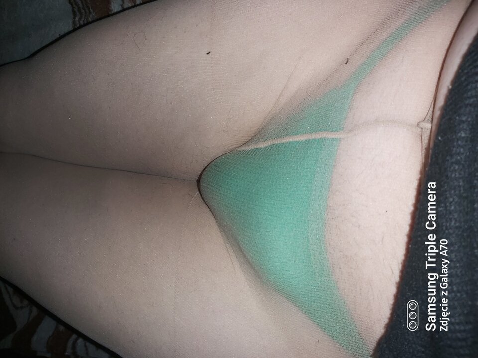 16381504984068145297100302193250.jpg - Socksfeetxxx