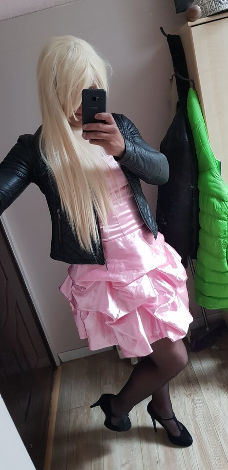 Kocham sukieneczki, szczególnie te wiązane jak gorset 😁💃 - Jamakasy666