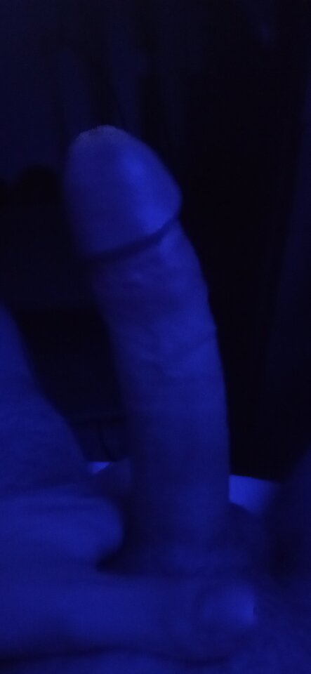 Wolny wieczór 😜 - NormalBoy69