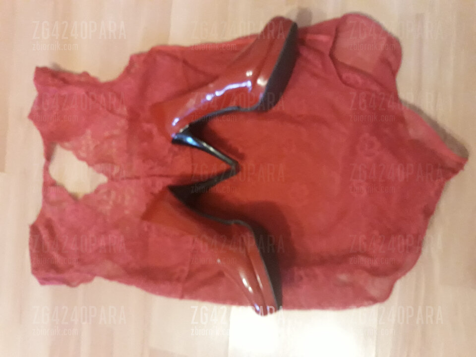 Dziś na czerwono👠👠👙 - Zg4240para