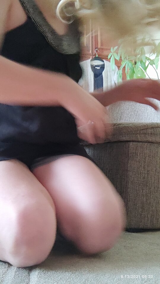 IMG_20211208_092219_TIMEBURST17.jpg - juliadada