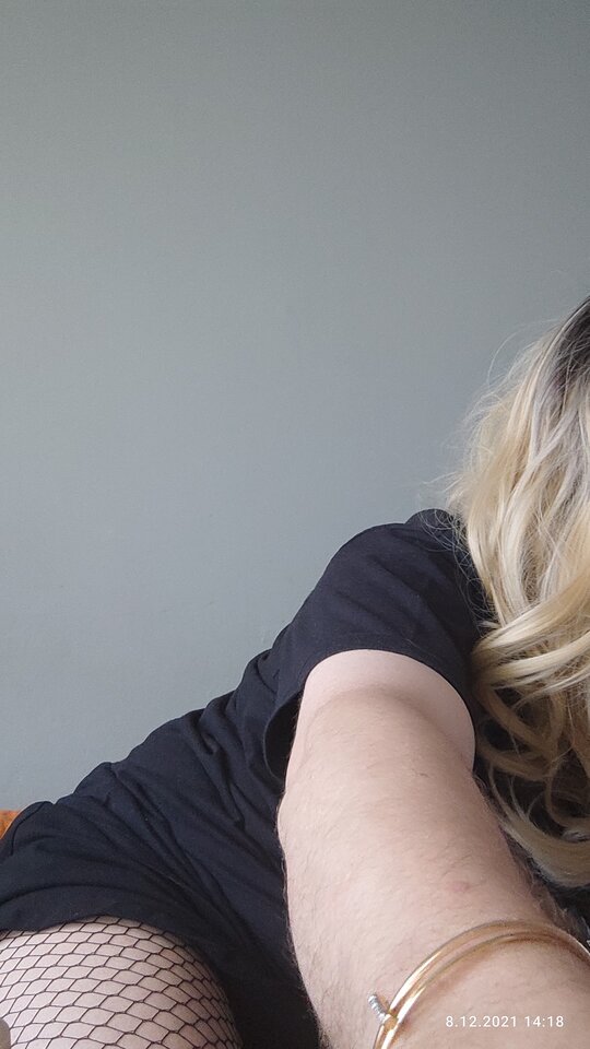 IMG_20211208_141829_TIMEBURST1.jpg - juliadada