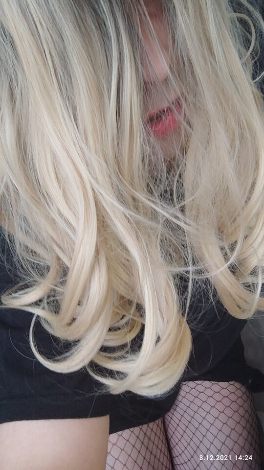 IMG_20211208_142358_TIMEBURST6.jpg - juliadada