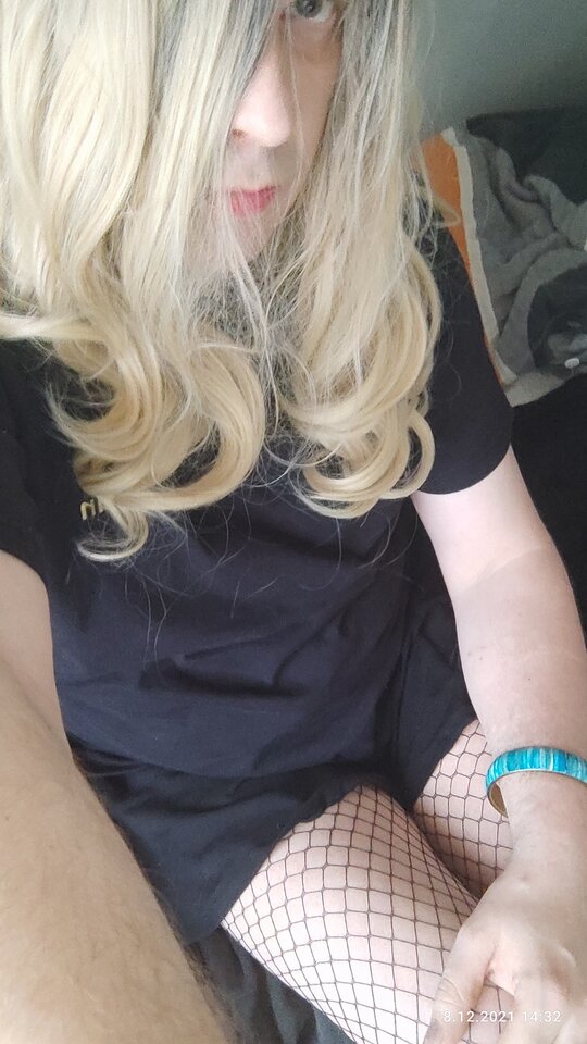 IMG_20211208_143041_TIMEBURST16.jpg - juliadada