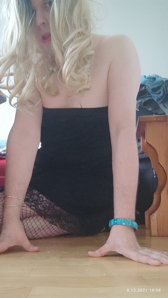 IMG_20211208_145239_TIMEBURST19.jpg - juliadada