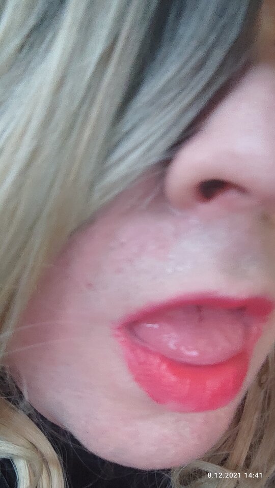 IMG_20211208_143956_TIMEBURST15.jpg - juliadada