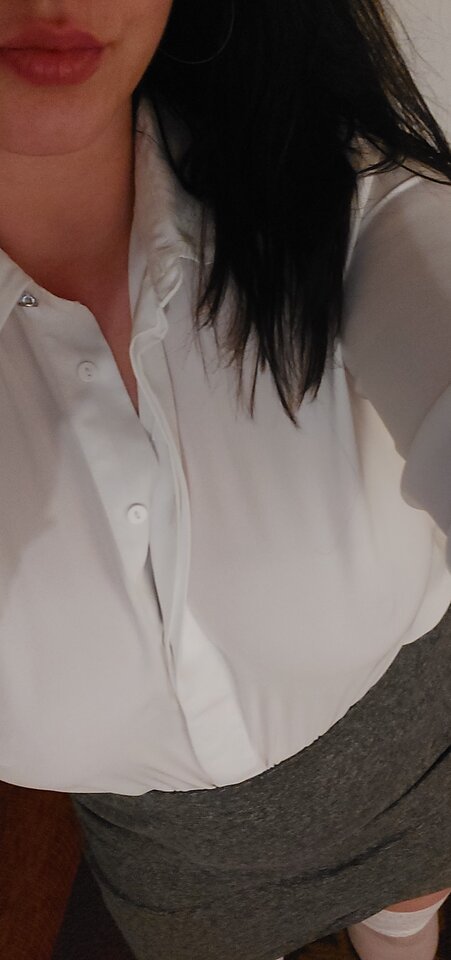 20211211_214849.jpg - hotcaroline