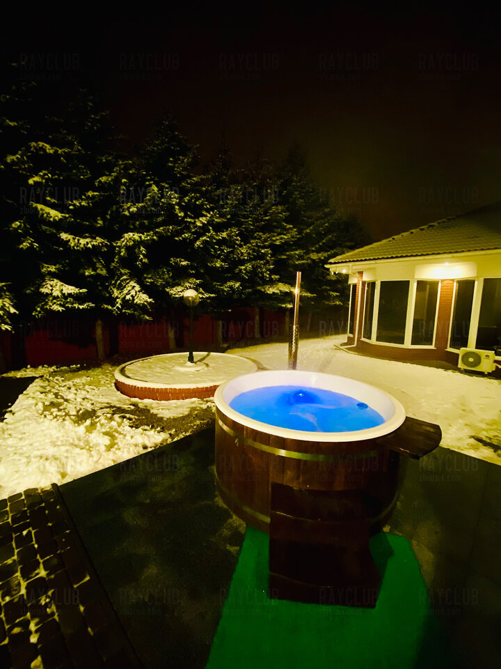 Bania w śnieżnej oprawie :D - RayClub