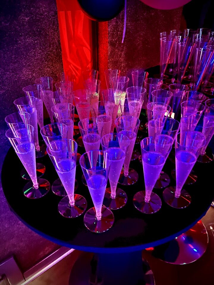 Sylwester coraz bliżej … - RayClub