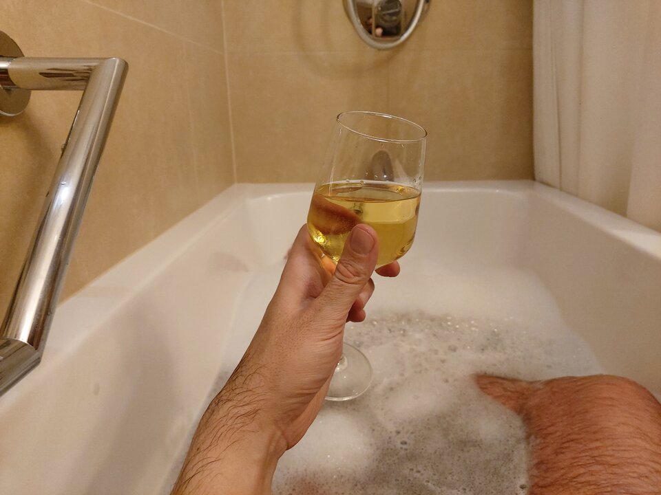 Kolejny wieczór w delegacji - rysiekwiertara