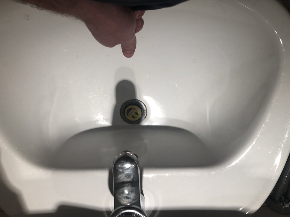 40F172FB-16B0-4082-95E1-BE31A57B9594.jpeg - NotMeButShe