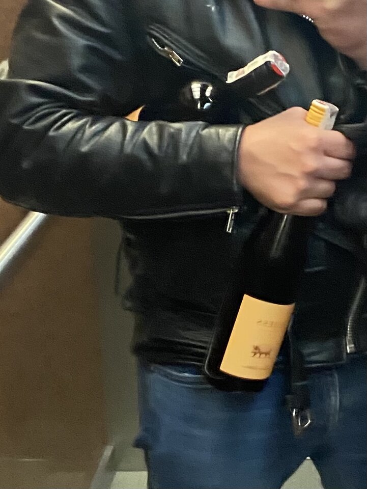 9AC8E6B3-A9D9-4285-AE0D-FE1CC87DE2E8.jpeg - WineMart