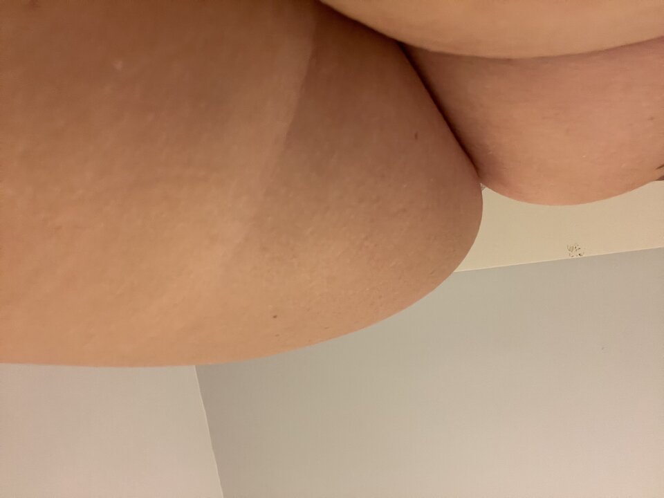 0C00AAC6-F9DC-49C4-9217-90E8DA80CB8A.jpeg - followtwowhiterabbits