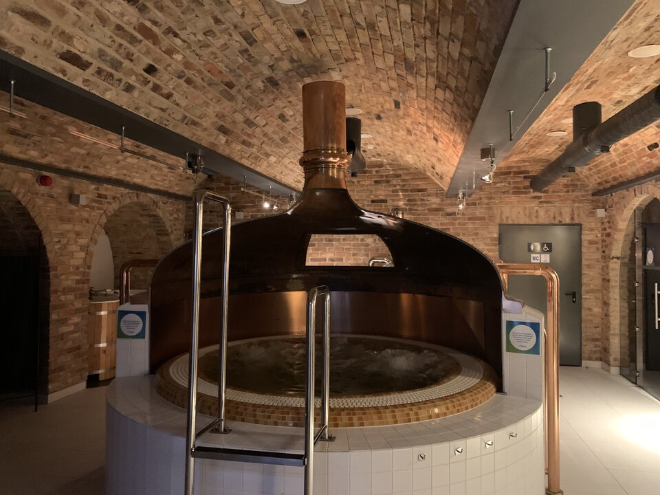 łaznie ksiazce jakuzzi.jpeg - WodnyPARK