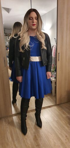 Uwielbiam takie kreacje 😊 czuje się pięknie 😊