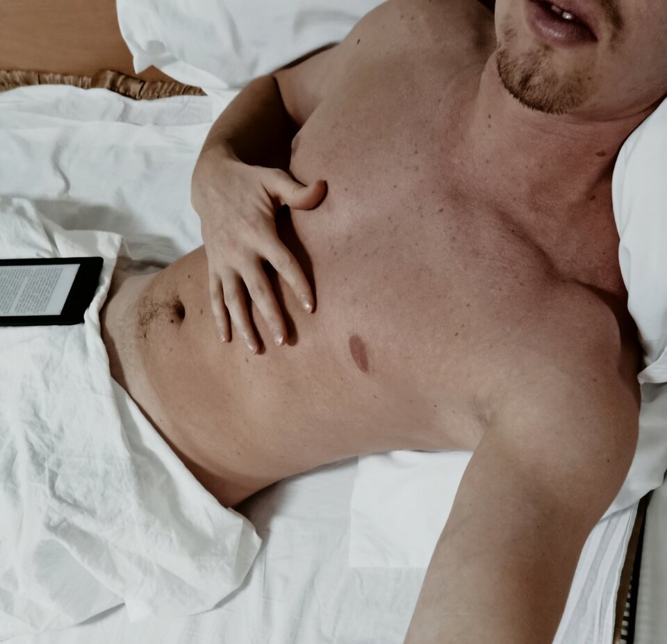 W białej pościeli .jpg - PanTony