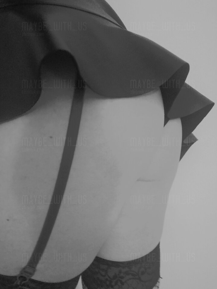 IMG_20211231_213328.jpg - Maybe_with_us