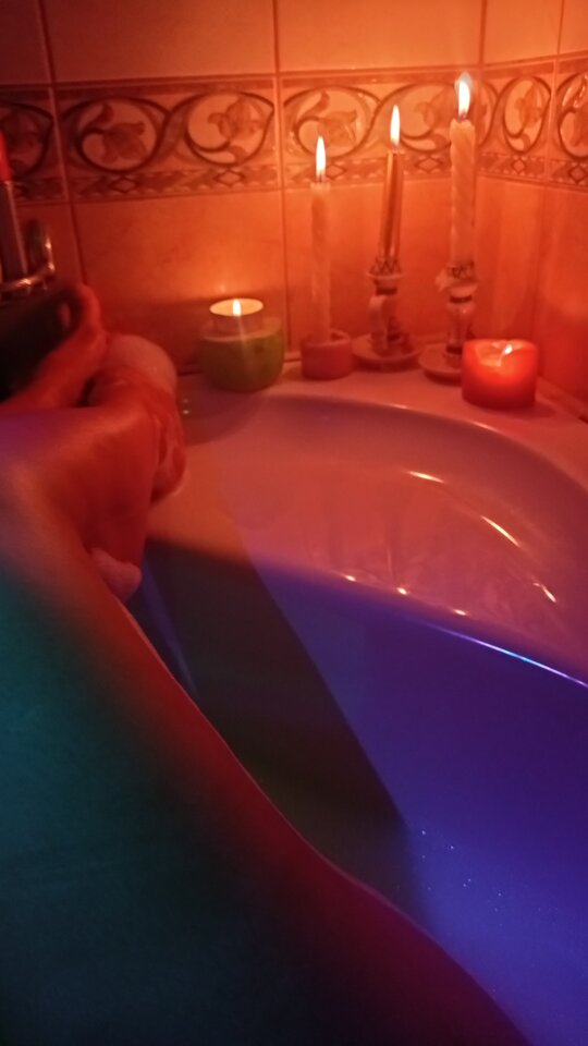 👑🛀 - Ivona111