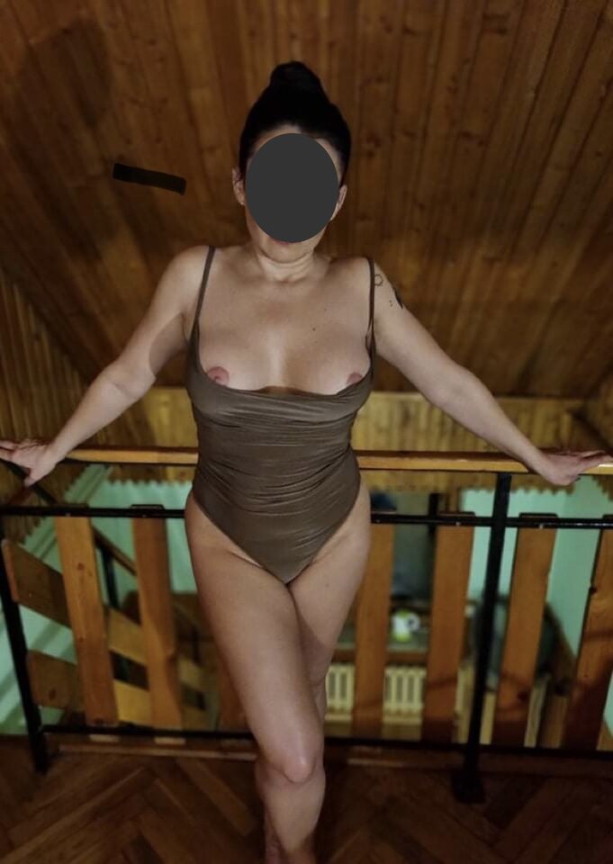 D0FEC16F-14F0-4DEA-93F5-592ED1F1DC95.jpeg - SensualSexx