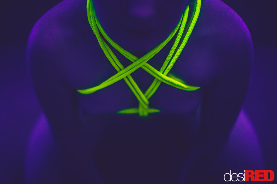 Pentagram szczęścia :) Wy też tak kochacie wiązania jak my? - desiREDshoots