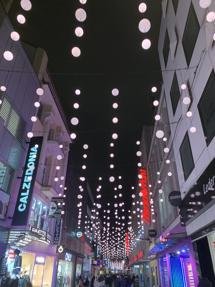 26CDF59F-C5AB-4AFD-AA8E-00C228D4DB27.jpeg - nrw670n