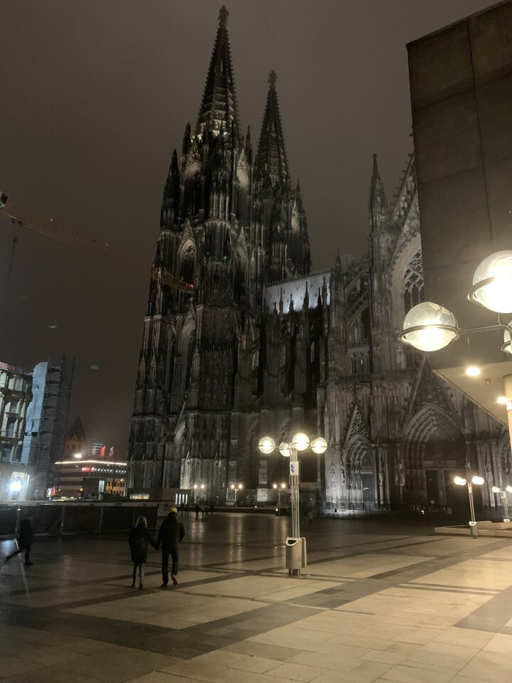 E03813EF-FBB3-4495-BE09-02B4D12F6A29.jpeg - nrw670n