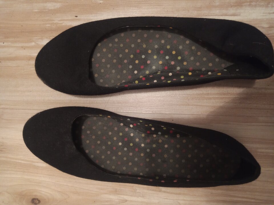 Sprzedam baleriny noszone - Stopyrajstopy