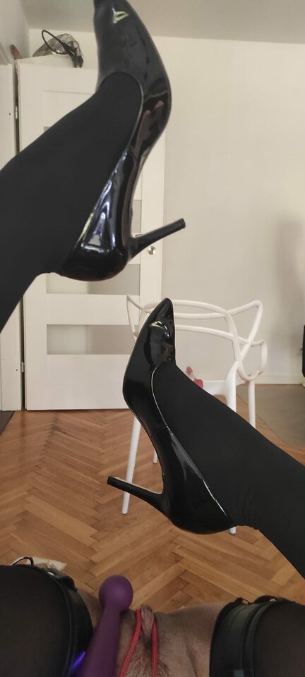 WhatsApp Image 2021-10-25 at 18.14.56.jpeg - BeSexuallyBroken