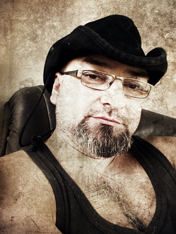20210731_133047_Gold_XD.jpg - pi7