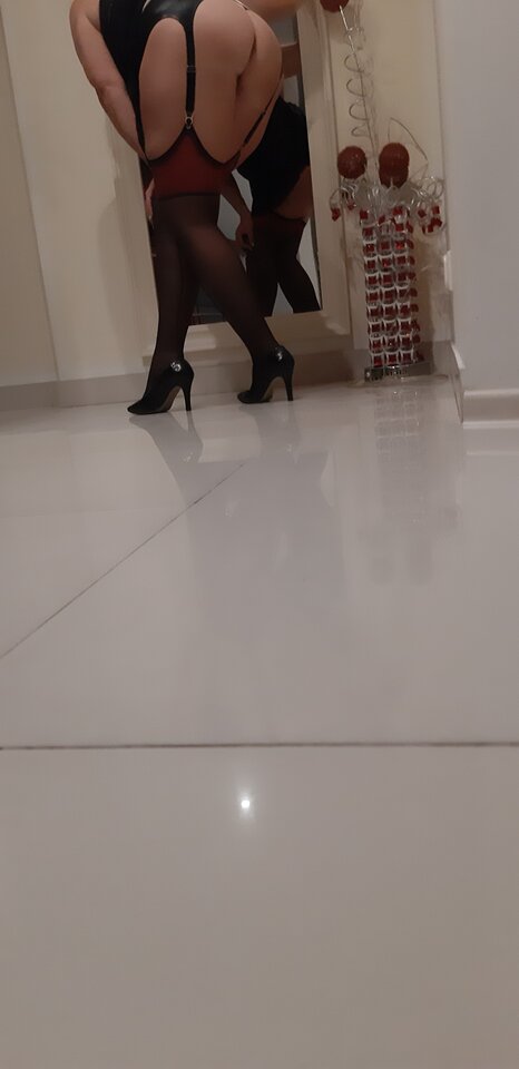 20220205_201044.jpg - Milf1971