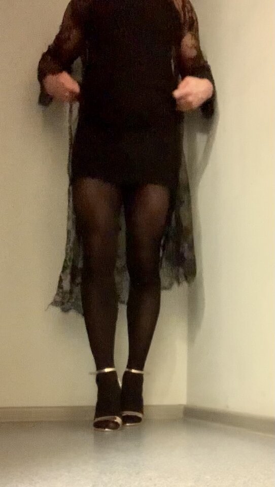 Mała czarna? Fajnie? 🙂 - FabStock