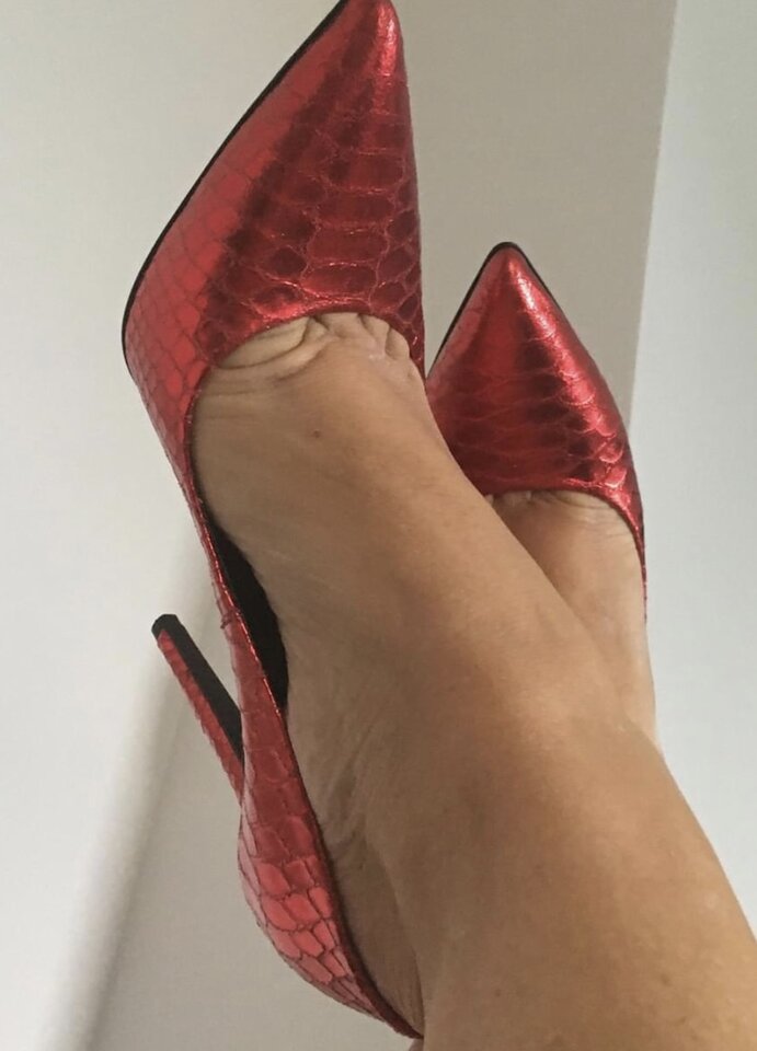 BADFEF4E-814F-4BD5-9EF3-2102B90E5648.jpeg - Solgirl