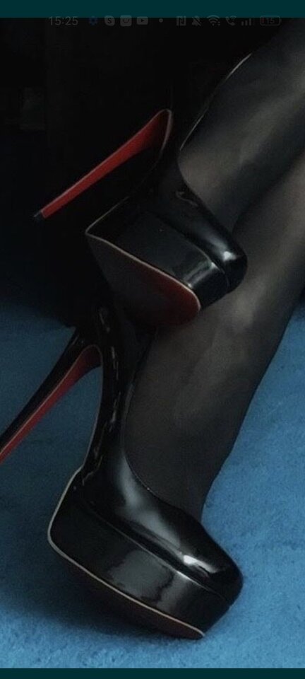 Screenshot_2023-12-09-15-25-19-69_99c04817c0de5652397fc8b56c3b38 - Julia232