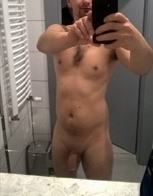 ostr222.jpg - Bull4Hot