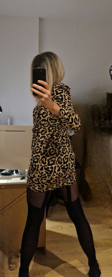 1000011455.jpg - Longlegs40