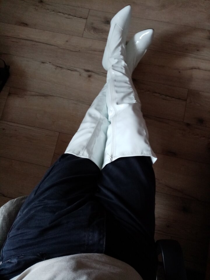 IMG_20231231_115136.jpg - Gloves54