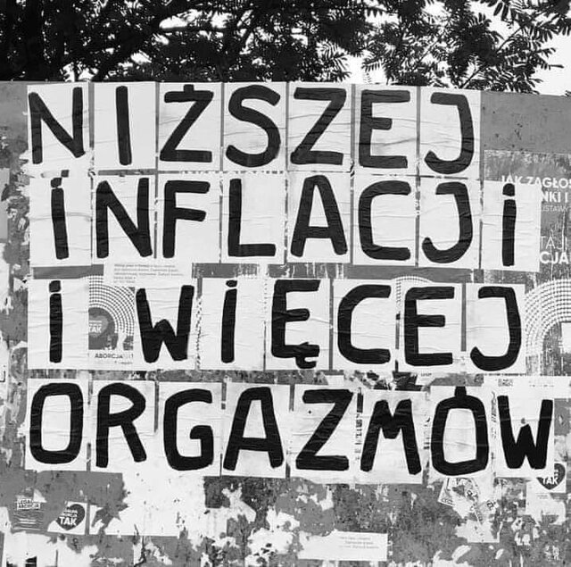 mniej.jpg - WielbicielDuzychBiustow