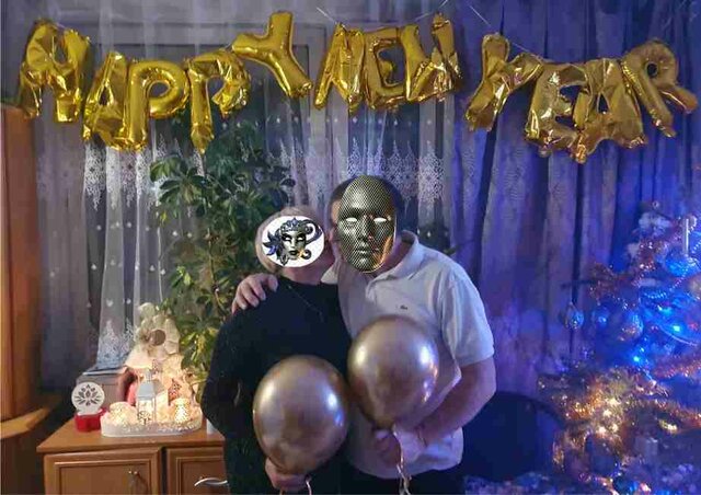 BandG-Happy-New-Year.jpg - Para_BandG