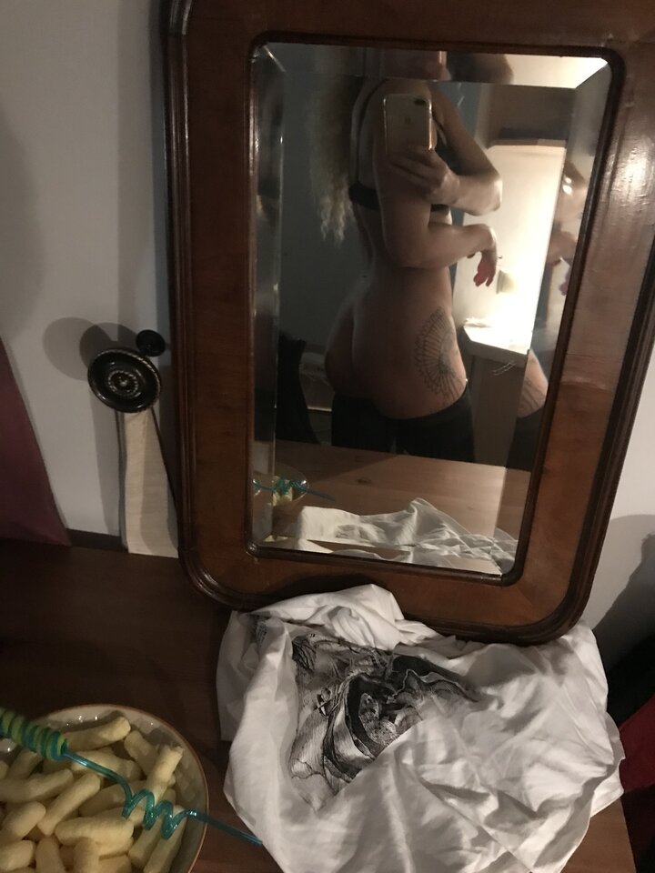 FE6A515E-5D1F-4F61-B72B-B0A9751A5256.jpeg - YourBlackAngel