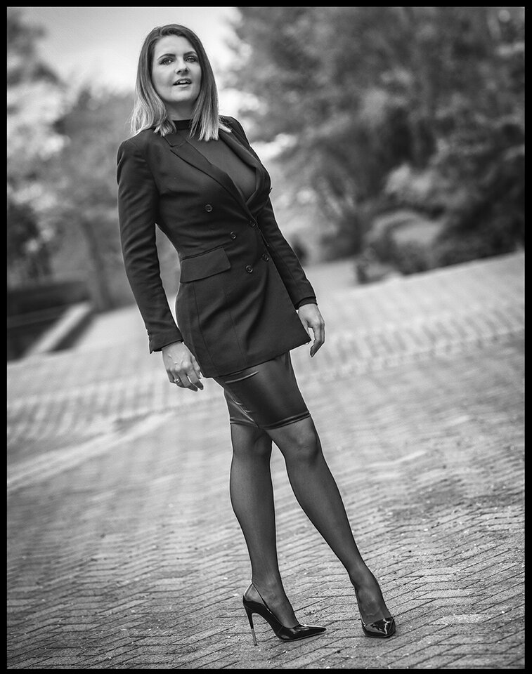 40m.jpg - metalcfcouple