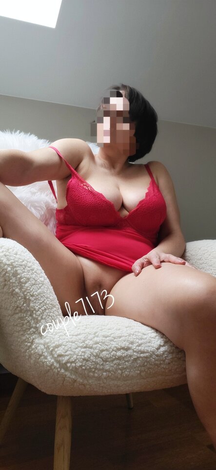 1000008203.jpg - couple7371