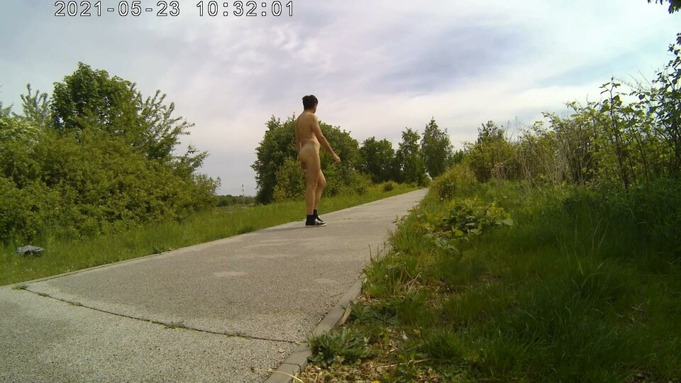 20210523_103152A.mp4_snapshot_00.08_[2021.05.23_15.32.18].jpg - Krzysztof_cfnm