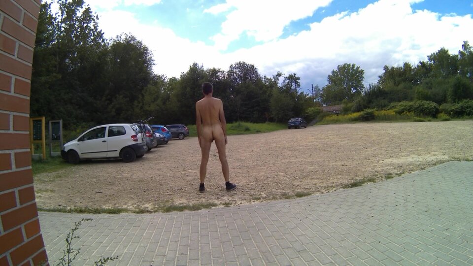 20220902_124621A.mp4_snapshot_00.20.266.jpg - Krzysztof_cfnm