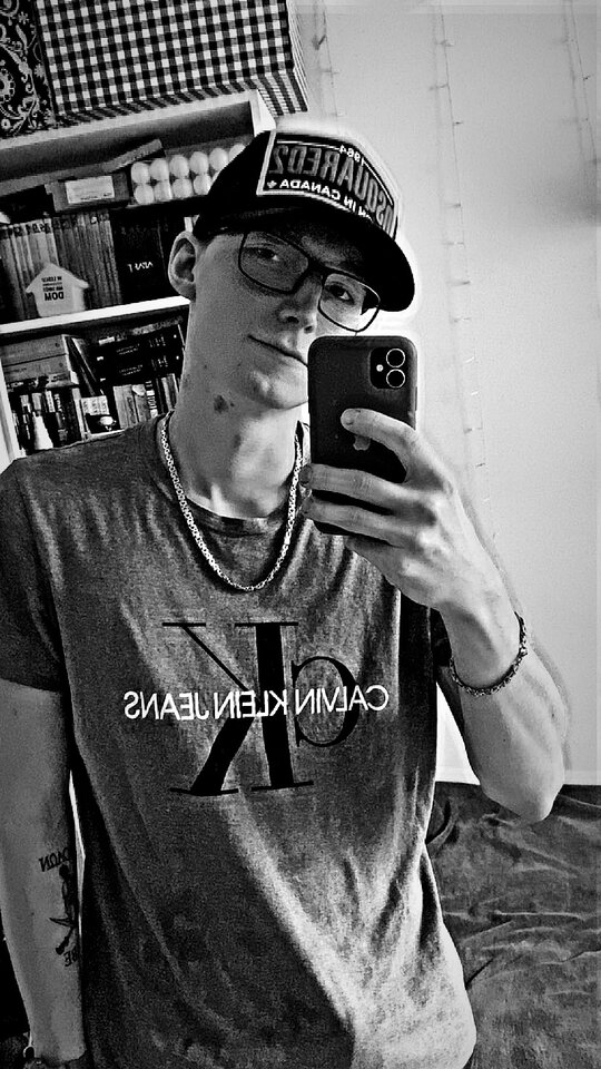 9CBFF66A-C9B5-441A-9223-5B617D71502D.jpeg - KingBezQueen69