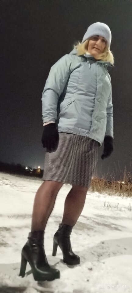 IMG_20240209_225820_TIMEBURST17.jpg - Daria54