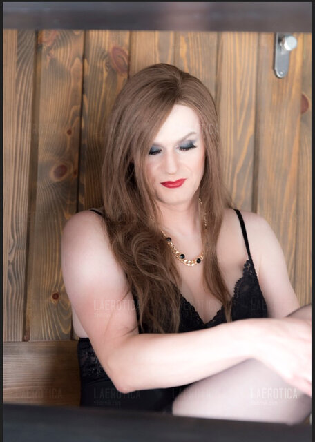#Z14: Zamyślona - LaErotica